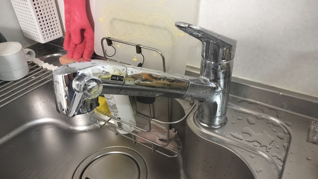 INAX 浄水器内蔵ホース引出式ワンホールシングルレバーキッチン水栓