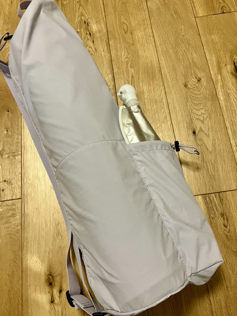 新品未使用★LAVA★ラバ★SUKALA★収納袋★ヨガマット★ヨギラグ★セット LAVA】 SUKALA ヨガマット&ヨガラグ 収納バッグ 3点セット