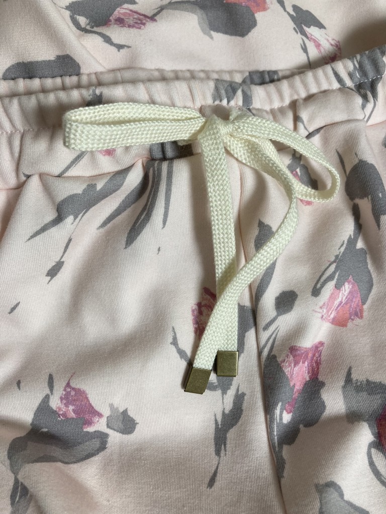 SUKALA HOME】リラックスフィルセラカーマフラワーパジャマ(Lサイズ