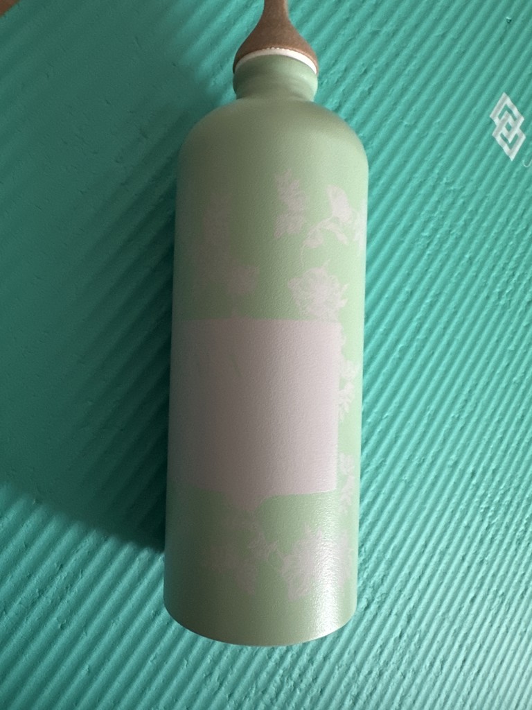 SUKALA】（SUKALA×SIGG）エコボトル(フラワーピスタチオ): ヨガグッズ