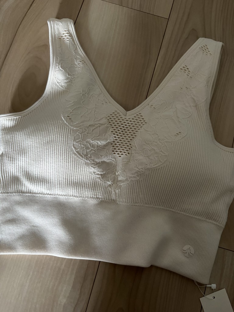 SUKALA】アクティブデイジーブラトップ(XS・S・M・Lサイズ ルビー