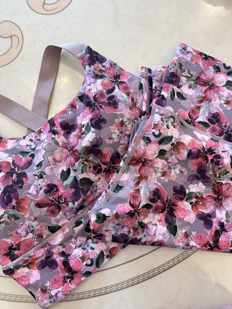 SUKALA】フルオブフラワーパネルレギンス(S・Mサイズ ブルー・モーヴ