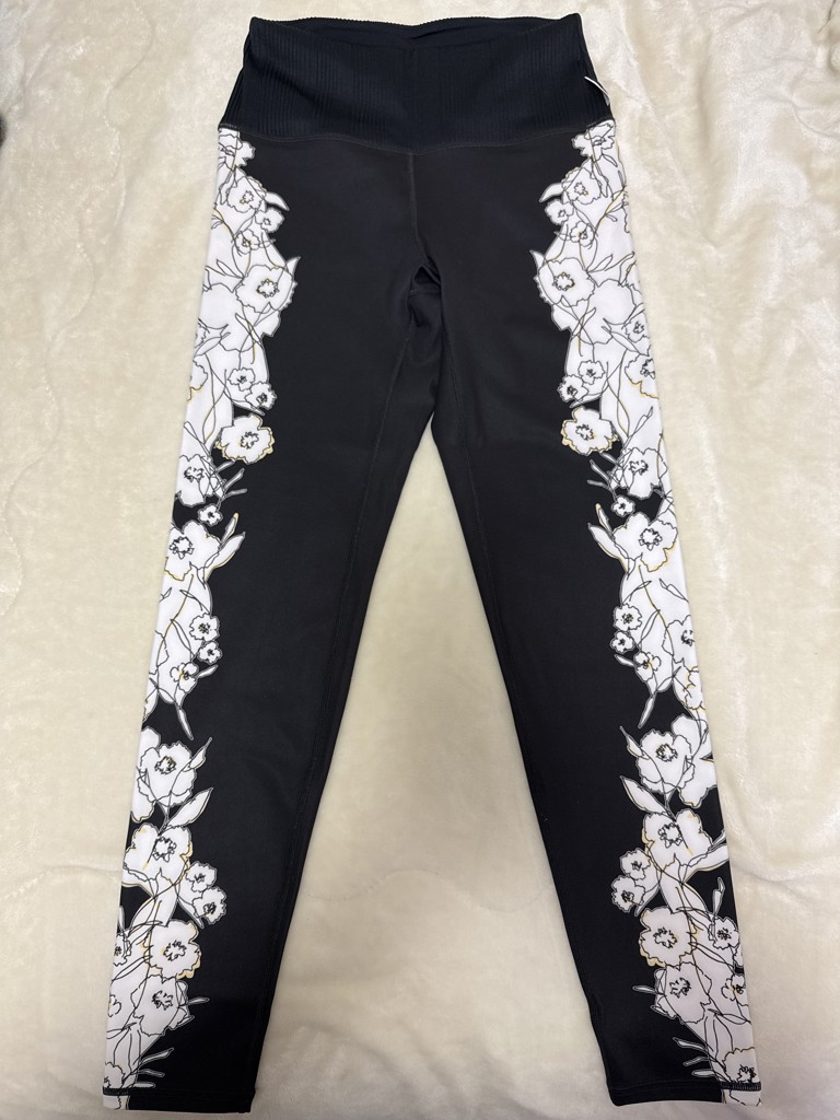 【新品未使用】SUKALA ドローイングフラワーパネルレギンス SUKALA】ドローイングフラワーパネルレギンス(XS・S・M・L・LL