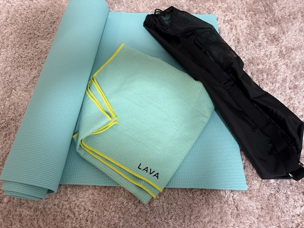 ホットヨガ lava LAVA ラバ　マット　ラグ　ウェア　バック Amazon.co.jp: LAVA ホットヨガ ヨガマット ヨガラグ ラバ