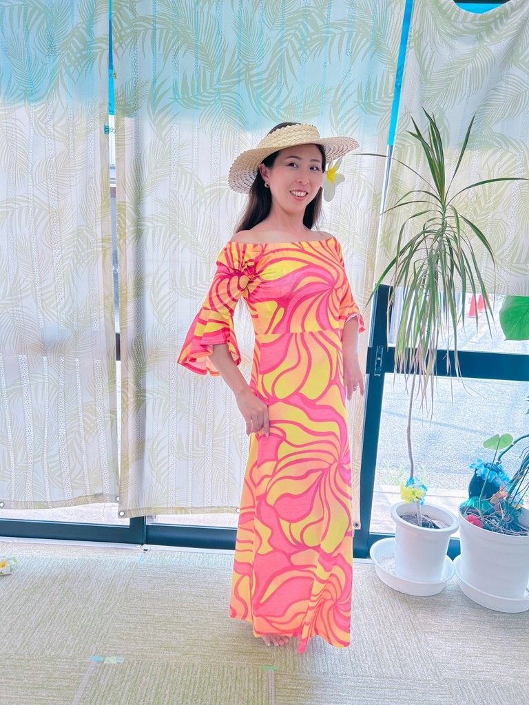 マウナロア【Maunaloa】|フラダンス衣装の専門店|ネオンハイビ