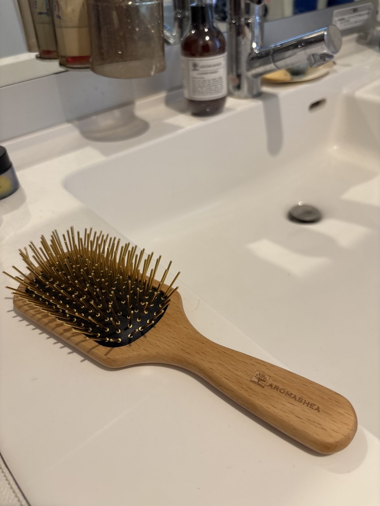AROMASHEA ゴールドブラシ　24金 アロマシア ゴールドヘアブラシ 帯電防止 24金コーティング