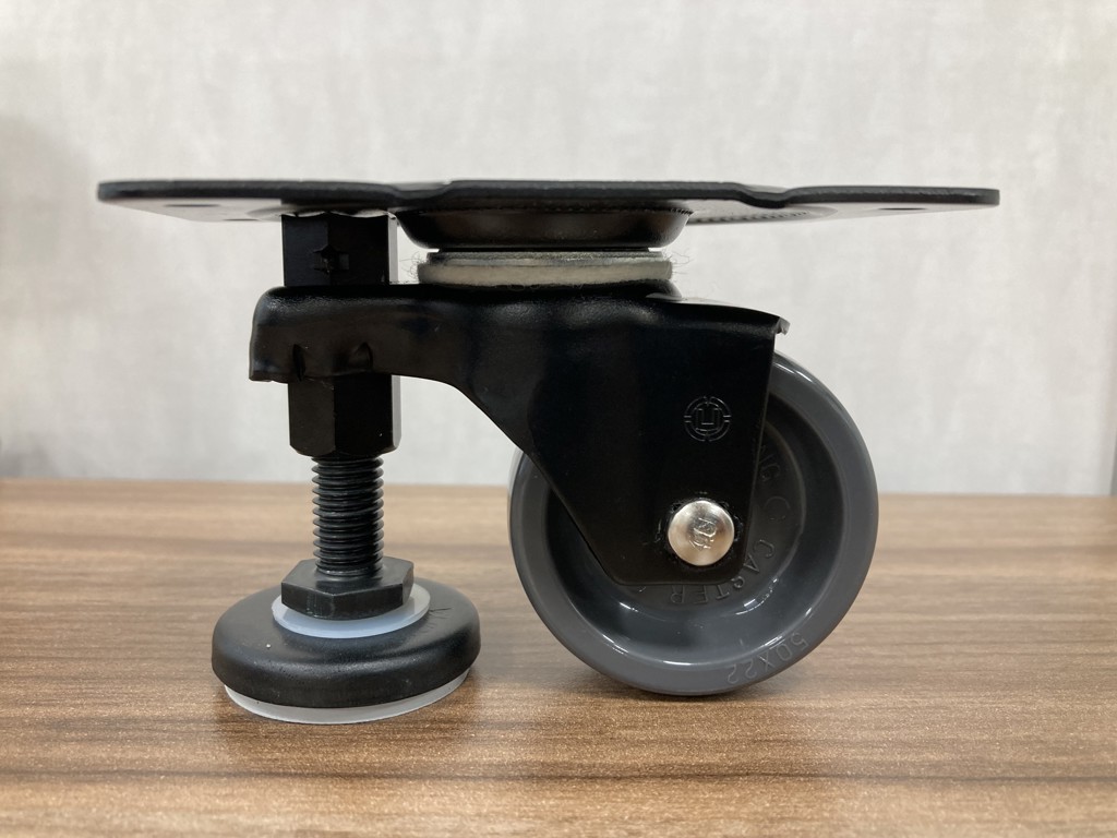 栃木屋EC_アジャスターフット付パッキングキャスター: キャスター