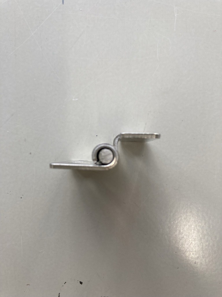 TH-62B 段違い蝶番: ヒンジ|機構部品や機械部品の通販サイト【栃木屋