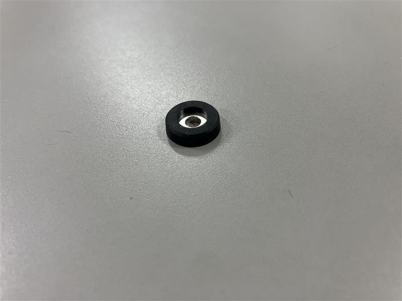 TM-347 薄型ゴム足: 周辺部品|機構部品や機械部品の通販サイト【栃木屋