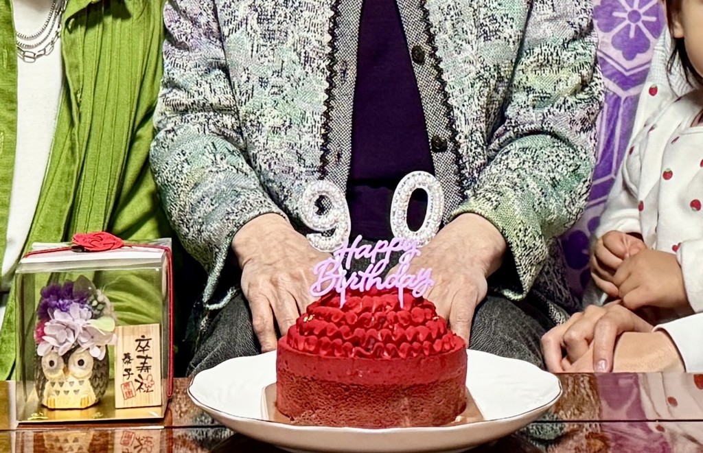 フラワーケーキ＜ショコラ＆フレーズ＞｜誕生日ケーキは洋菓子シー