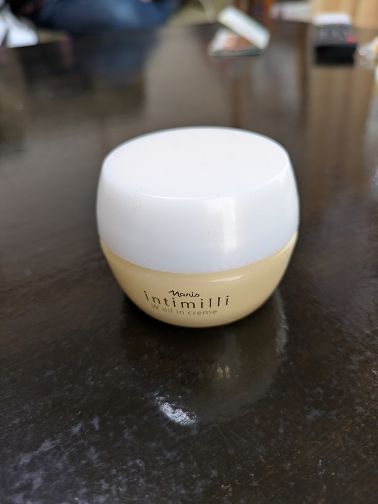 Wオイルイン クリーム: シリーズから探す / ナリスオンラインストア