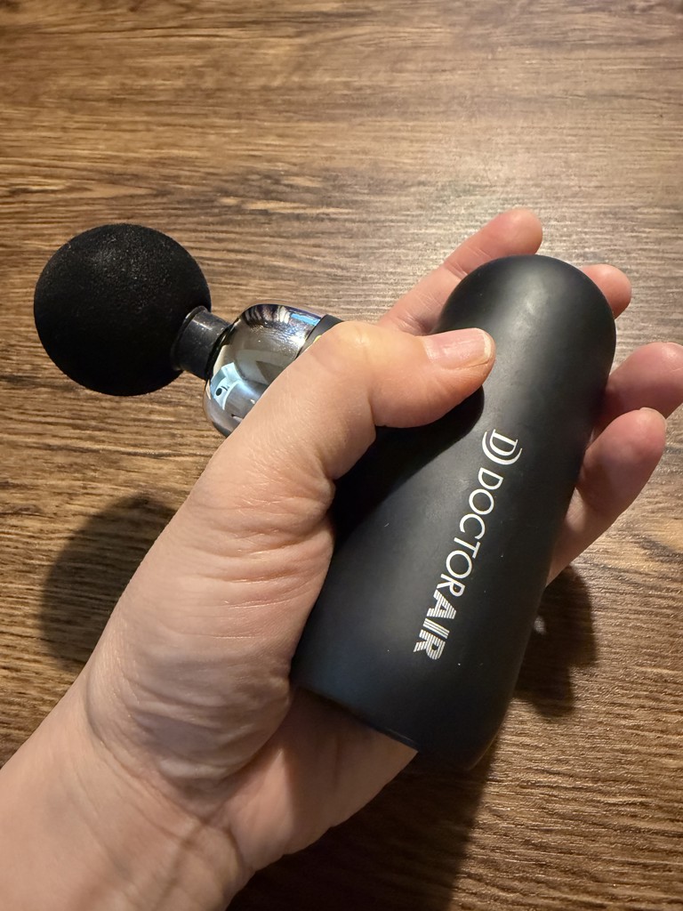 ドクターエア マッサージ器 ハンディ 筋膜リリースガン ハンディガン