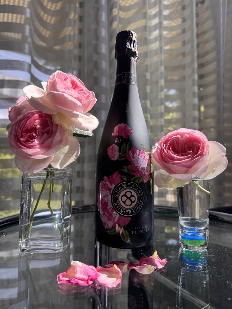 ワインセット あの花柄ボトルが入ったNAOTAKA厳選シャンパーニュ5本