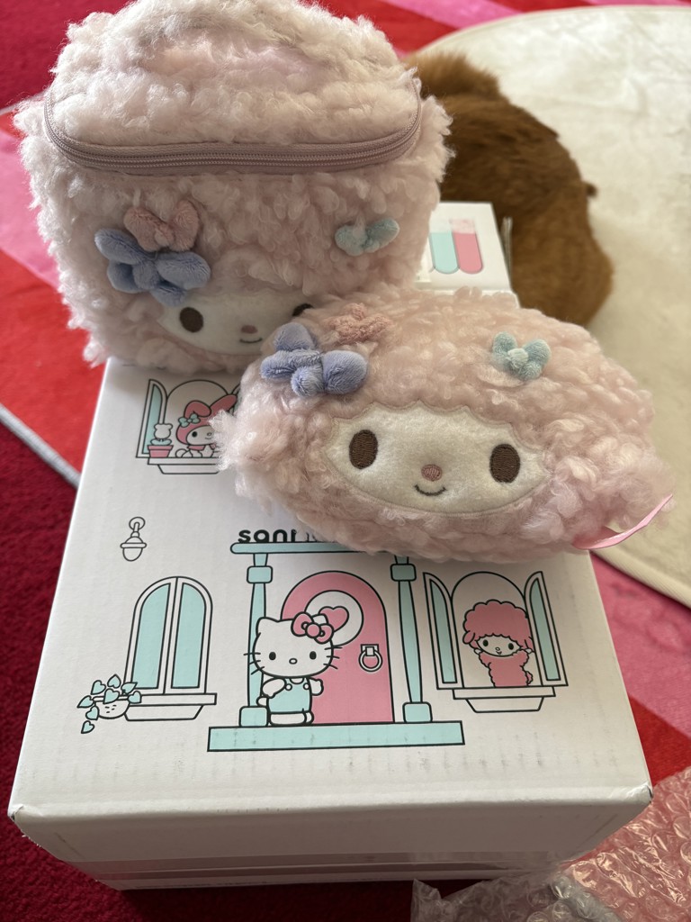 マイスウィートピアノ ふわふわバニティポーチ(ポーチ) │sanrio house