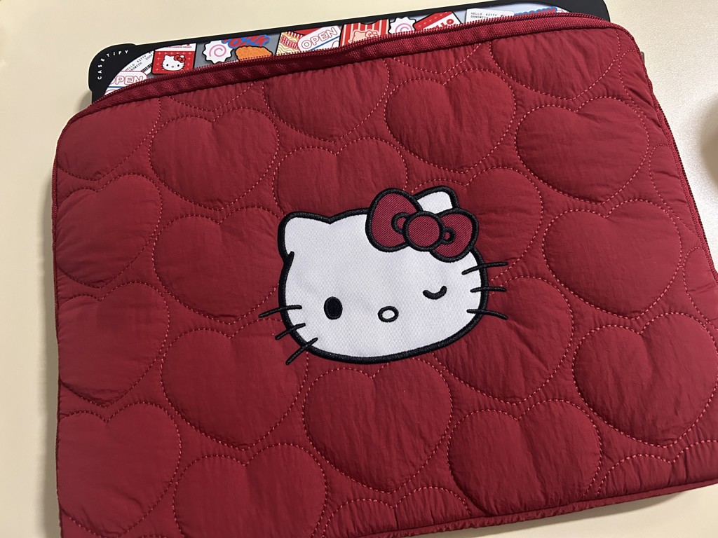 ハローキティ ハートキルティングPCケース(バッグ) │sanrio house