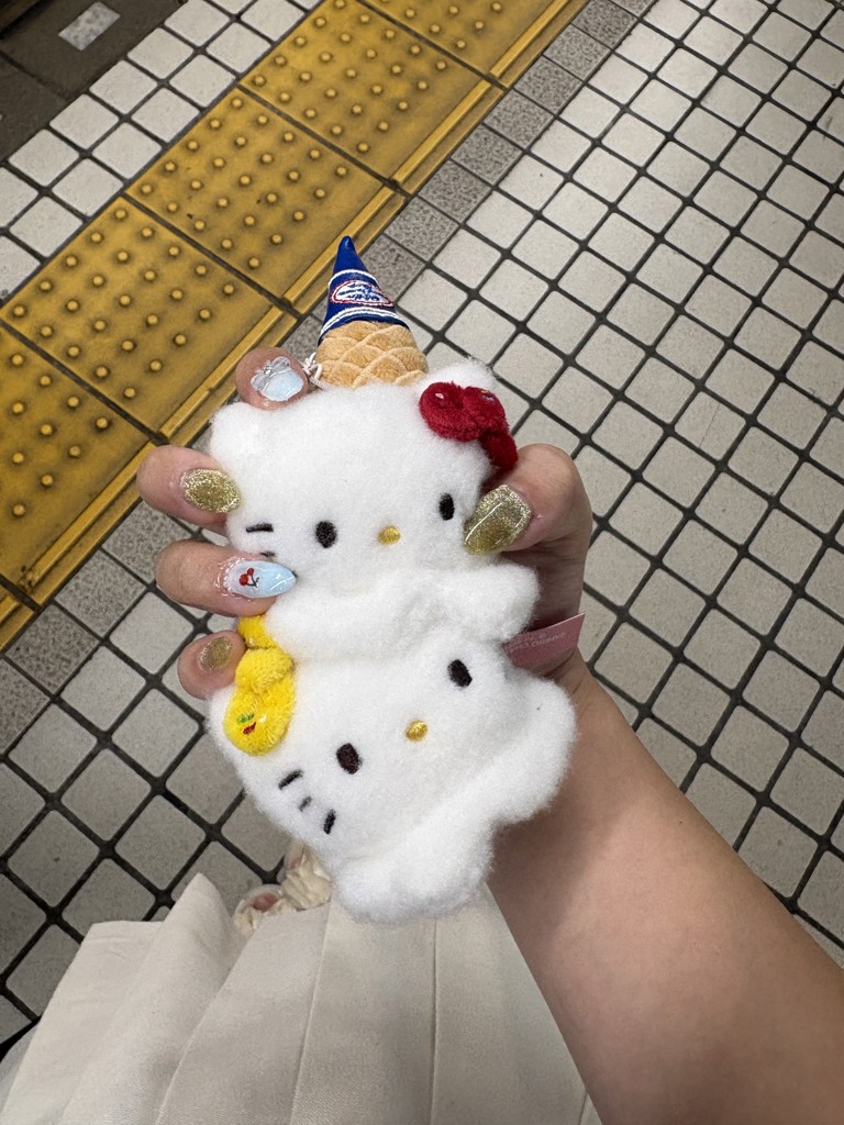 HELLO ICE CREAM SHOP 】ぬいぐるみチャーム(チャーム) │sanrio house