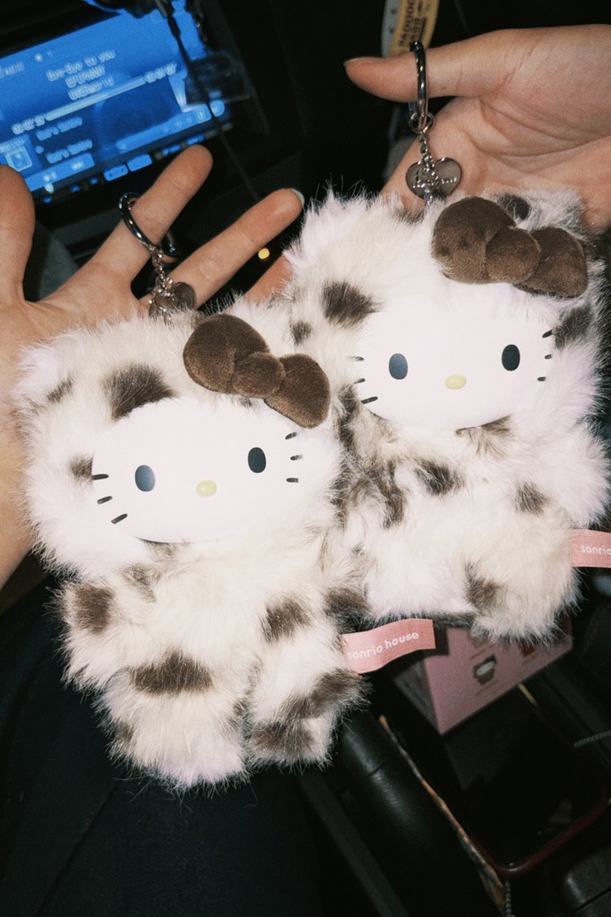 sanrio houseシークレットコレクション】フラッフィーハローキティ