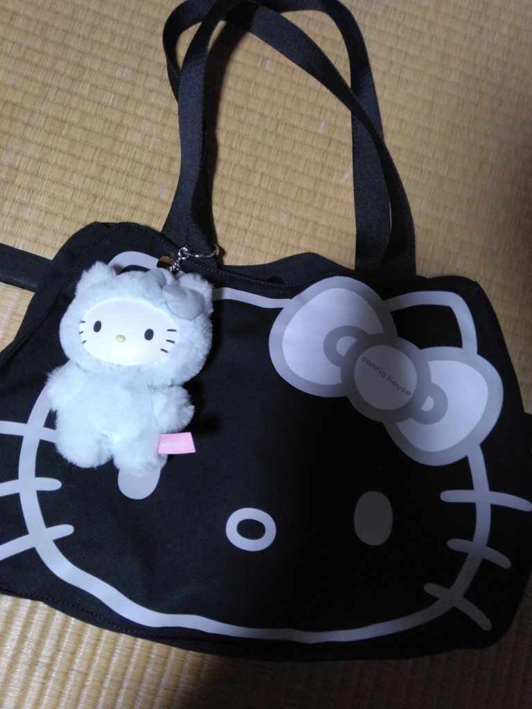 ハローキティ フェイストートバッグ(バッグ) │sanrio house（サンリオ
