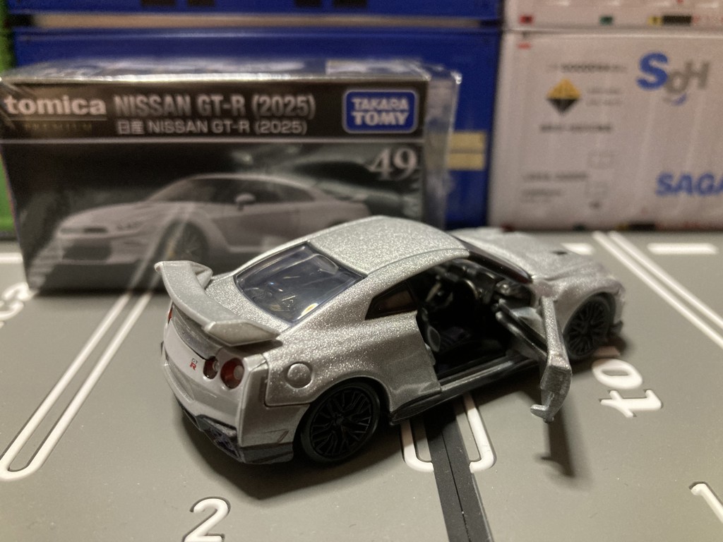 49 日産 NISSAN GT－R (2025)｜トミカプレミアム｜限定品や新作も