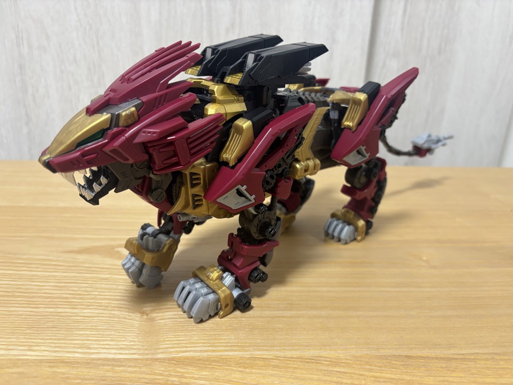 国内:T-SPARK ZONE 流通限定 ゾイド AZ-02EX2 ライガーゼロ 帝国仕様