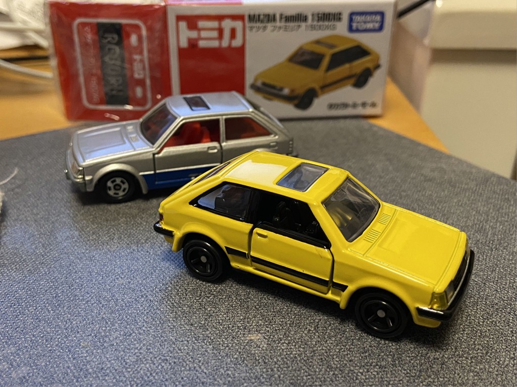 タカラトミーモールオリジナル トミカREBORN マツダ ファミリア 1500XG