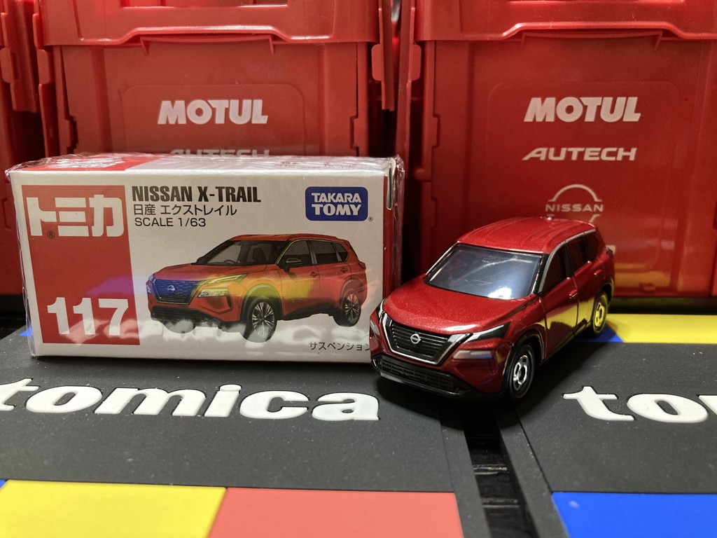 特別販売ポイント20倍】 トミカ No.117 日産 エクストレイル 箱