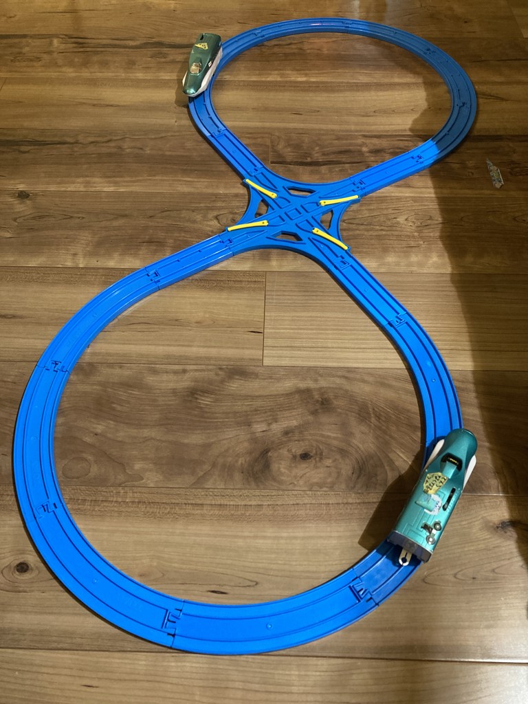 プラレール R-14 交差ポイントレール（1／2直線レール4本付）｜レール
