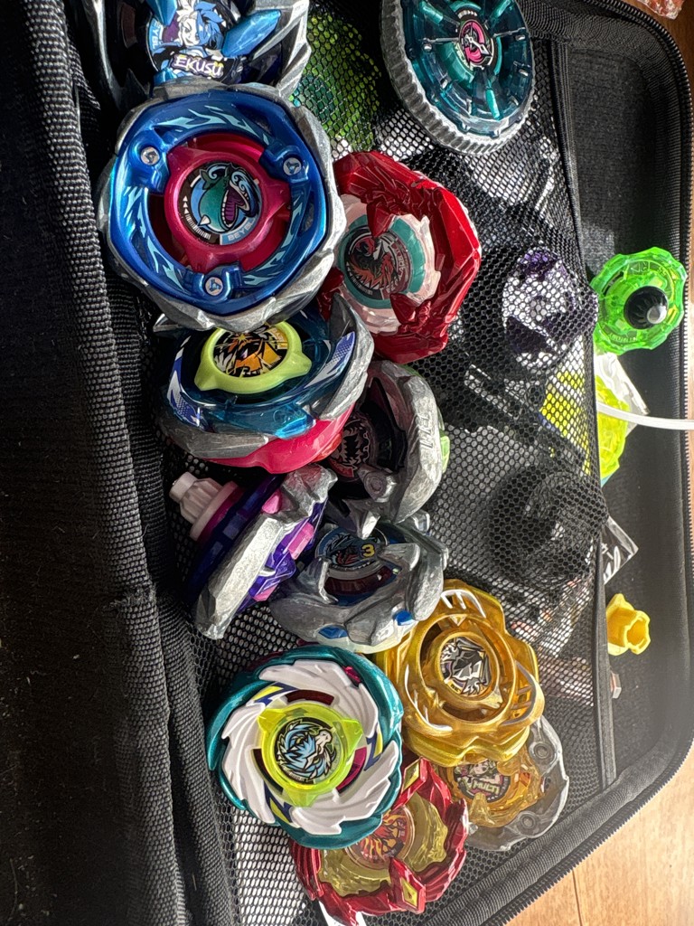 BEYBLADE X CX-00 ワルキューレボルトS4-70V メタルコート:ゴールド