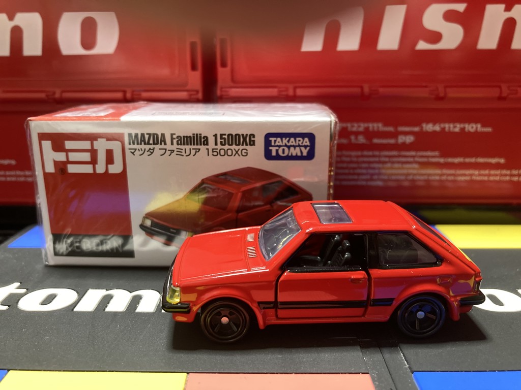 トミカREBORN マツダ ファミリア 1500XG｜トミカ/その他