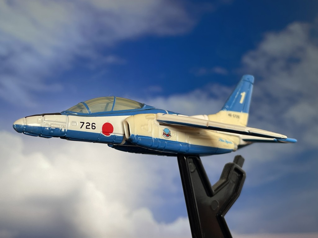 TOMICA Premium 22 JASDF T-4 Blue Impulse | TOMICA Premium