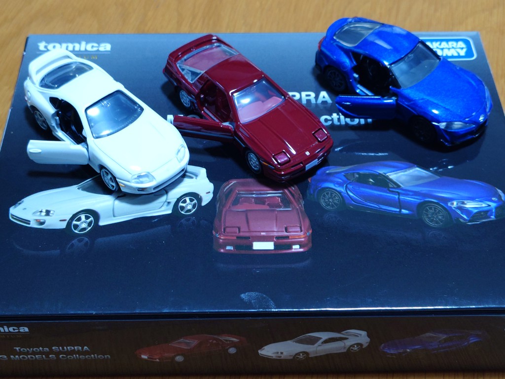 トミカプレミアム Toyota SUPRA 3 MODELS Collection｜トミカ