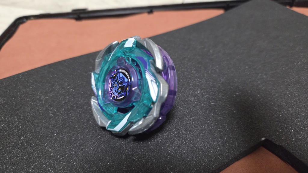 CX-05 ランダムブースター Vol.6　レア1以外 未使用 ベイブレードX 楽天市場】月間優良ショップ受賞店 BEYBLADE X ベイブレードX CX