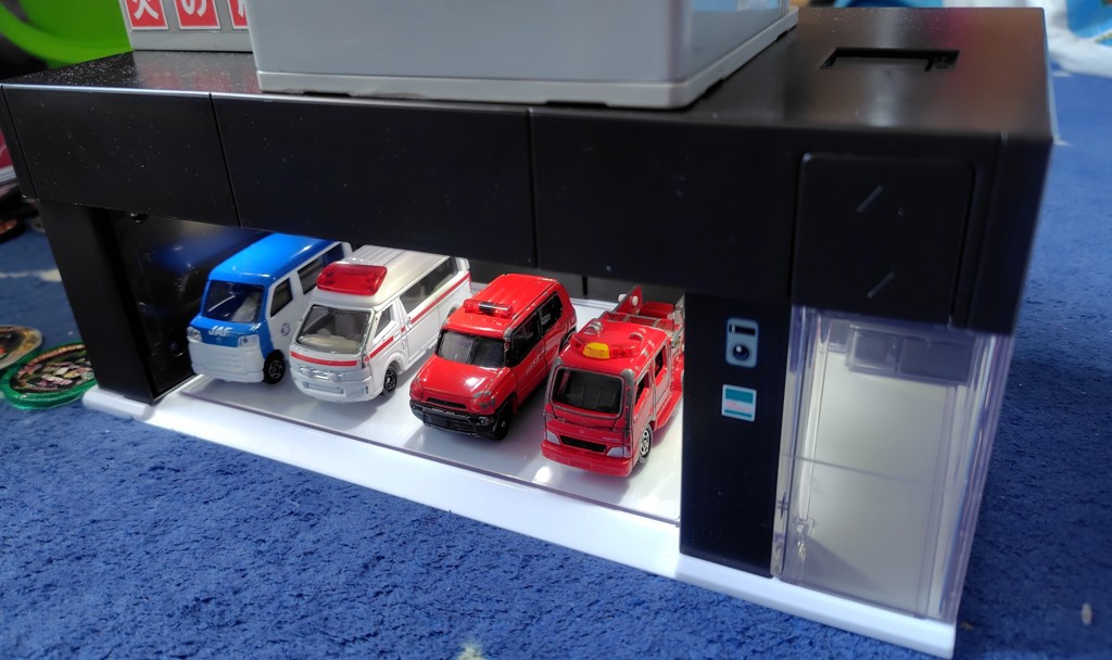 トミカプレミアム tomica GARAGE PREMIUM BLACK Standard Edition