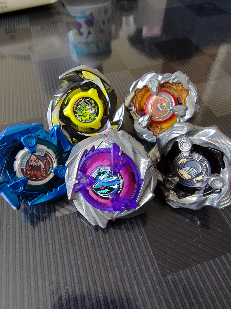 BEYBLADE X UX-15 シャークスケイルデッキセット｜セット｜限定品や