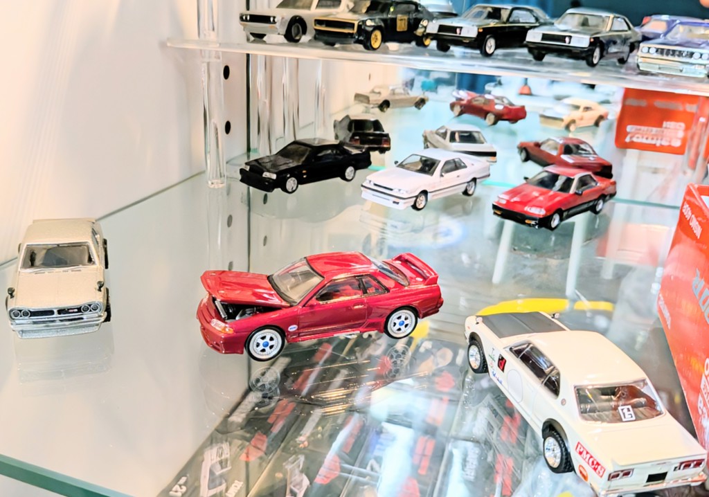 トミカリミテッドヴィンテージネオ LV-N 日産スカイライン GT-R (R32