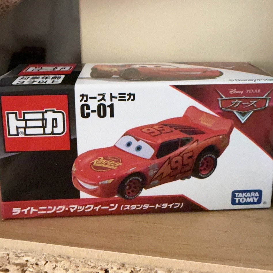 カーズ・トミカ C-01 ライトニング・マックィーン（スタンダードタイプ