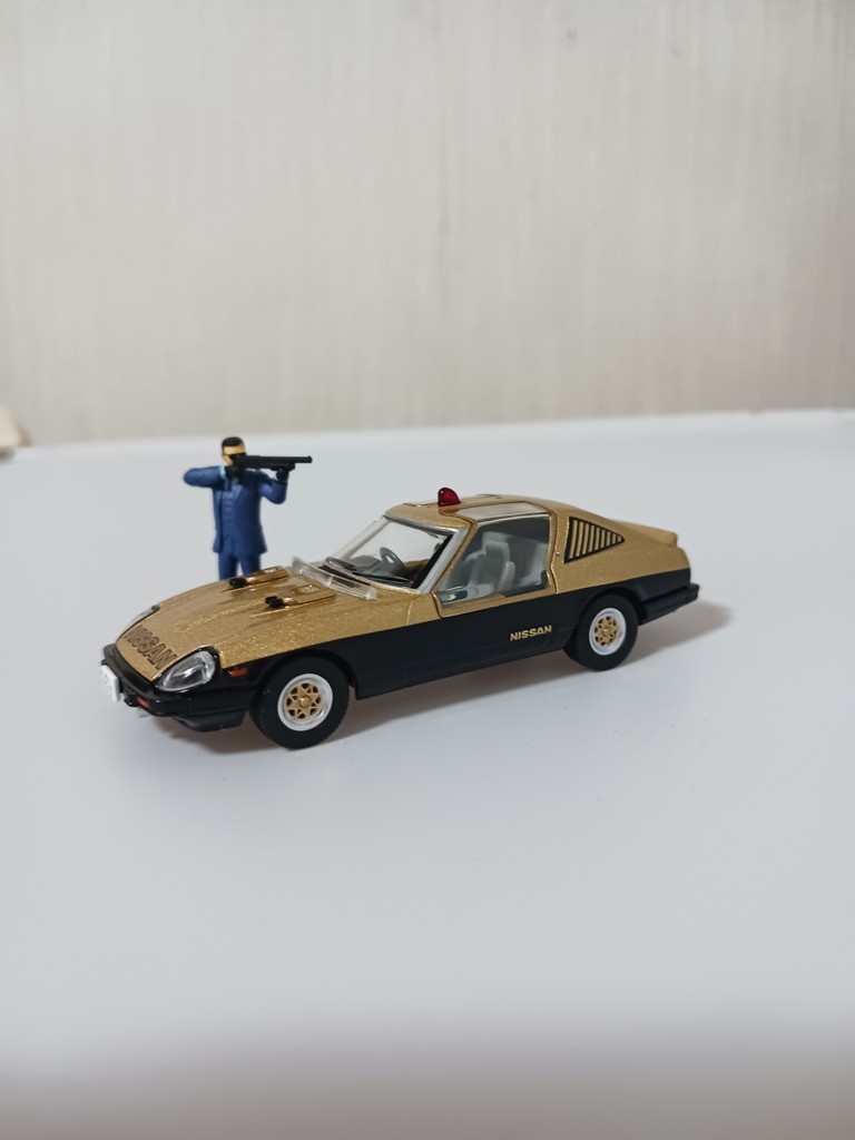 TOMICA Limited Vintage Neo LV-N Movie Stars 01 Western Police