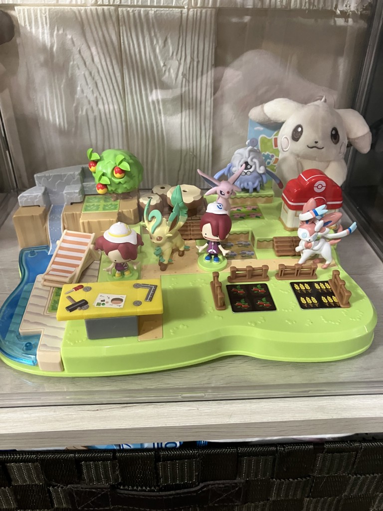Pokémon toy MonColle Poko A Pokémon Collection Let's Create