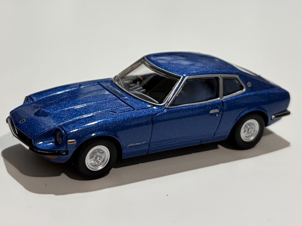 TOMICA Limited Vintage Neo LV-N41e Nissan Fairlady Z-T 2by2 (Blue