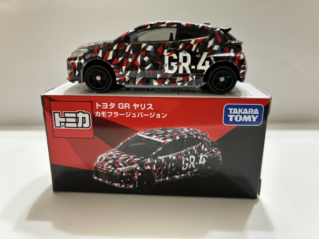 トミカ　トヨタ　GRヤリス　カモフラージュバージョン　28台 トミカイベントモデル トヨタ GR ヤリス カモフラージュバージョン