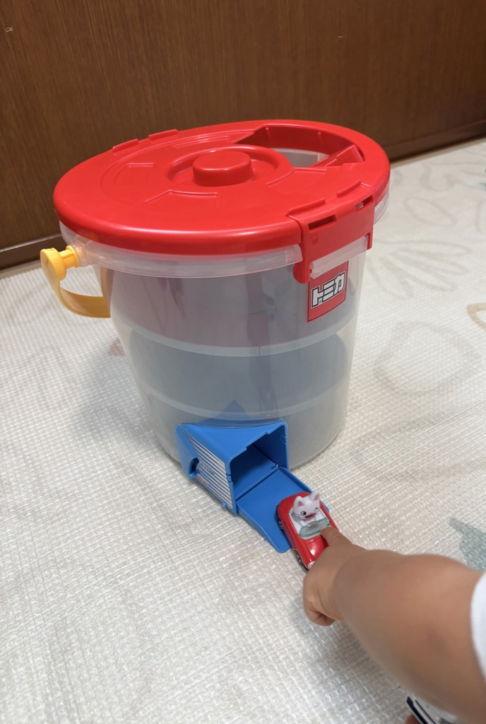 トミカ でるでるバケツ｜トミカワールド｜限定品や新作も。おもちゃ