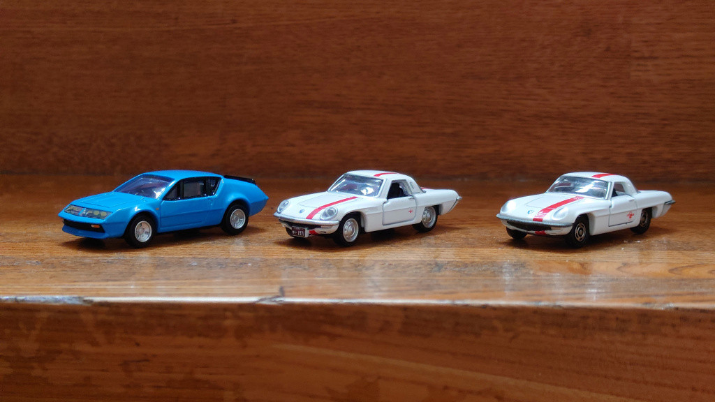 トミカプレミアムunlimited 04 ヱヴァンゲリヲン新劇場版 NERV 官用車