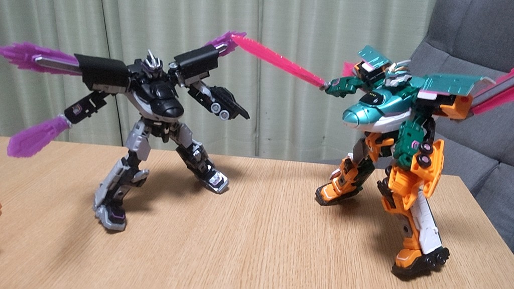 新幹線変形ロボ シンカリオンCW E5はやぶさトレーラーフォーム