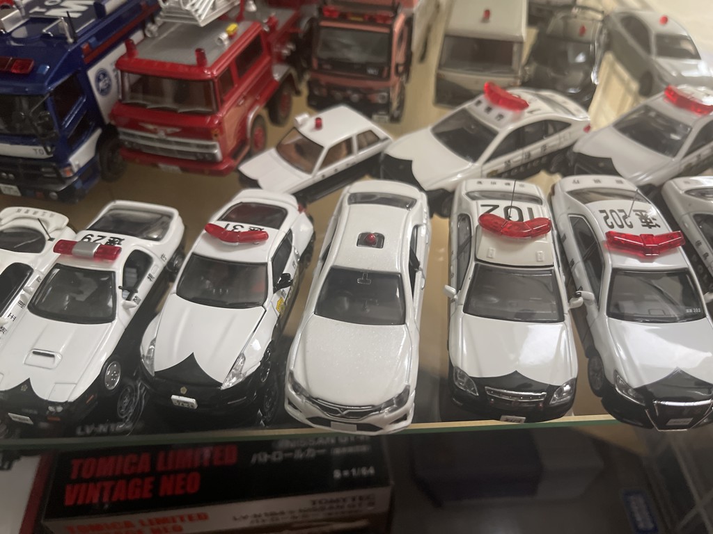 トミカプレミアム 24 トヨタ マークX 覆面パトロールカー｜トミカ