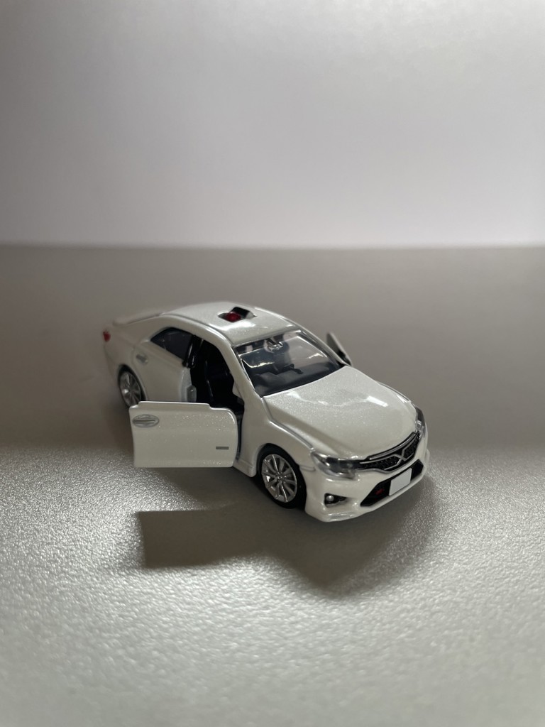 トミカプレミアム 24 トヨタ マークX 覆面パトロールカー｜トミカ