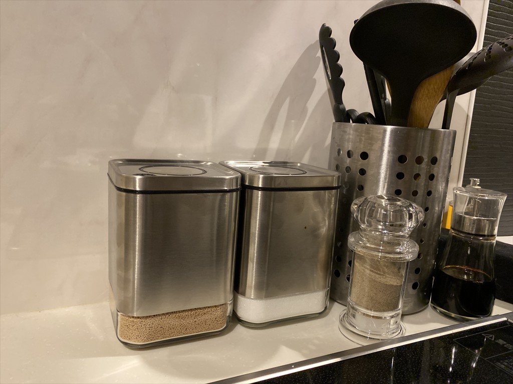 ダルトン (Dulton) のキューブ ジャー ウィズ プレス リッド 楽天市場】キューブ ジャー ウィズ プレス リッド M 950ml CUBE JAR