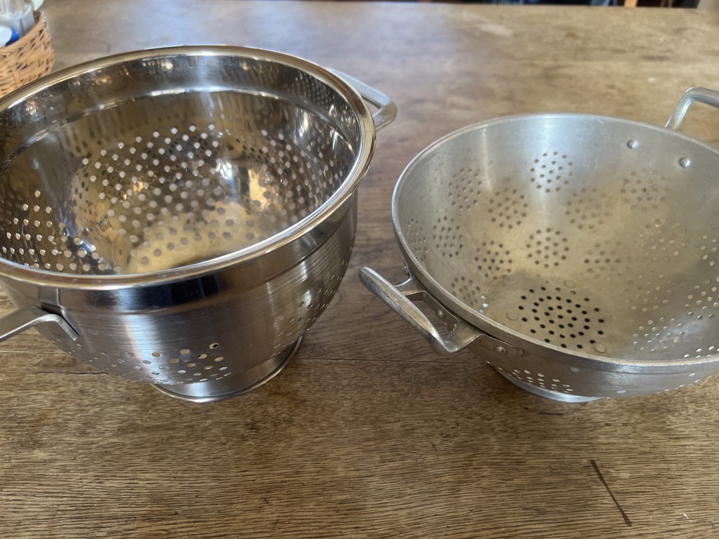DULTON ONLINE SHOP | STAINLESS STEEL COLANDER: キッチン DULTON ONLINE SHOP | STAINLESS STEEL COLANDER: キッチン