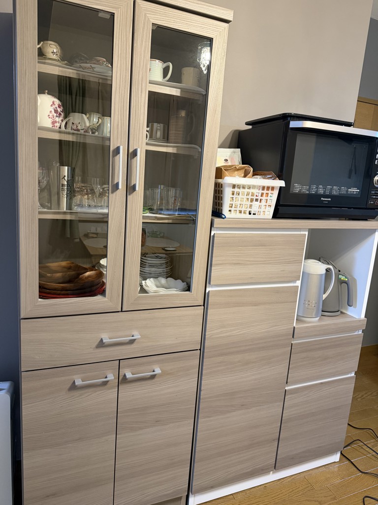 ★ジモティ割あり★ ベガコーポレーション 食器棚 ライトブラウン W90×D40×H180 クリーニング済み TC7210 キッチンボード 食器棚 レンジ台 幅60cm コンセント付き ライト