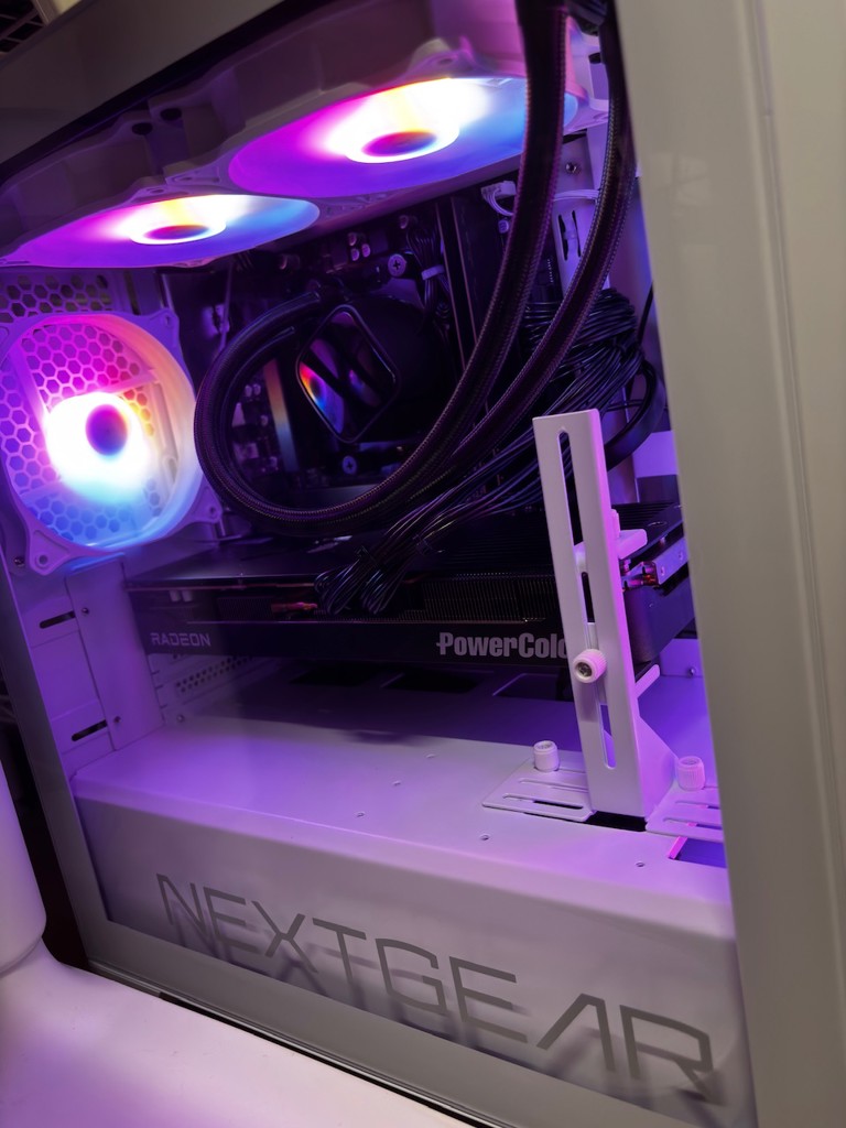 NEXTGEAR JG-A7A70(ホワイトカラーモデル)│デスクトップパソコンの