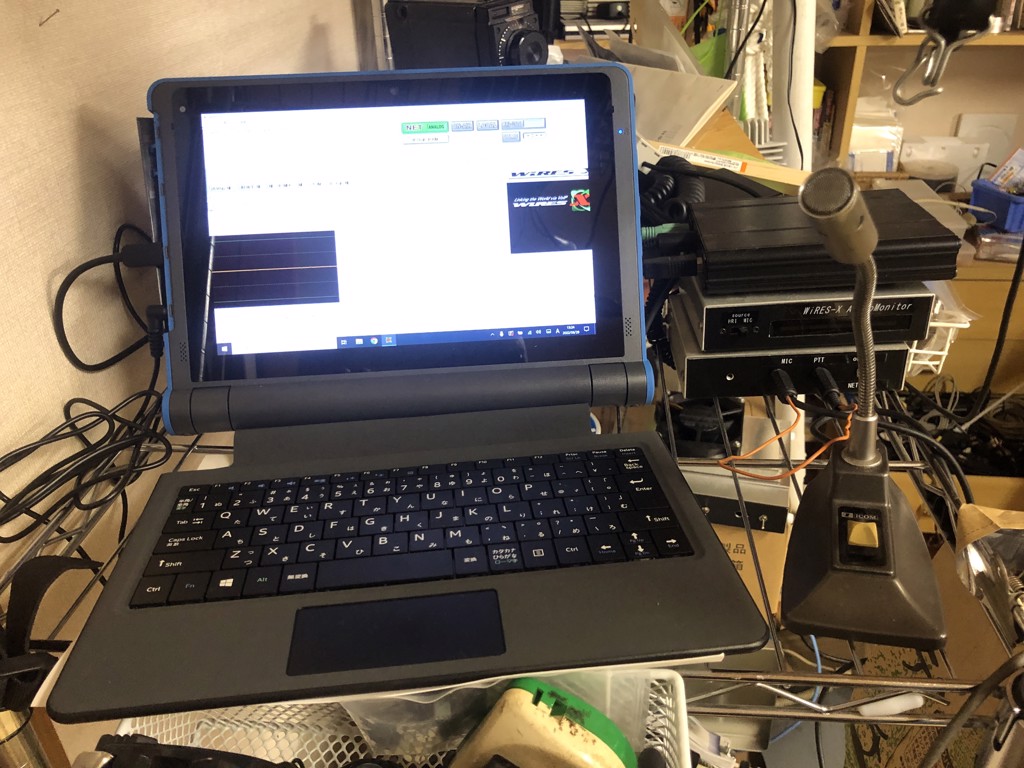 mouse E10 1万円台から購入できるWindows搭載タブレット型PC